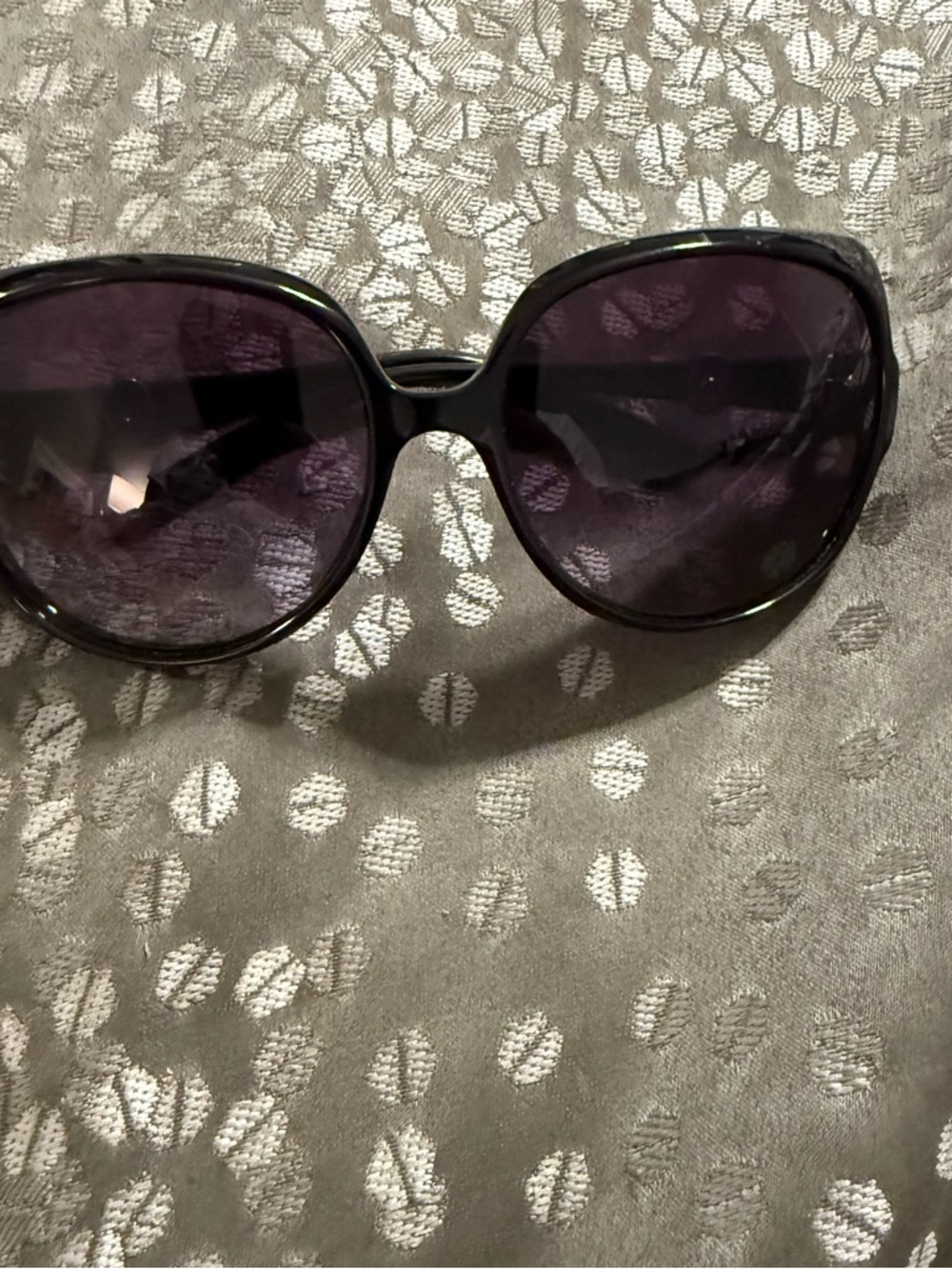 Authentic Dior Black Oversized Women's Sunglasses - Classic UV Protection